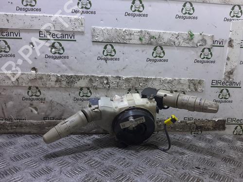 Commutateur NISSAN MICRA III (K12) 1.2 16V (80 hp) 29002652