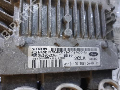 Engine control unit (ECU) FORD FIESTA V (JH_, JD_) 1.4 TDCi | BP25608796M57