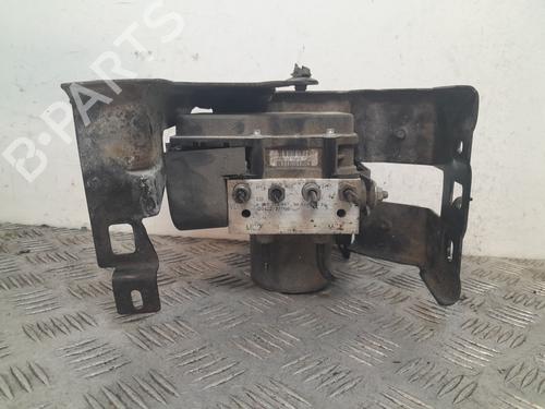 Used ABS pump ABS pump PEUGEOT 5008 (0U_, 0E_) 1.6 BlueHDi 120 (120 hp) 36355460 36355460