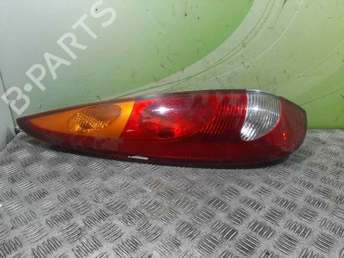 Używane Lampa tylna lewa NISSAN ALMERA TINO (V10) [1998-2006]  13299880