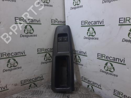 Used Left front window switch VW POLO IV (9N_, 9A_) 1.4 16V (80 hp) 17959415