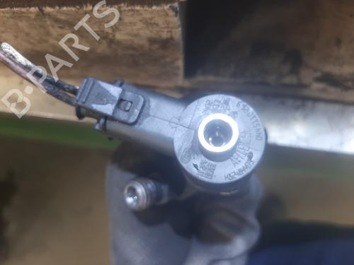 Used Injector Injector RENAULT MASTER II Van (FD) 2.5 dCi 100 (FD0U, FD0V, FD3U, FD3V, FD8U, FD8V) (99 hp) 34195947 34195947