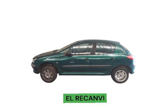 Høyre baklys PEUGEOT 206 Hatchback (2A/C) 1.4 16V | BP29303491C35 