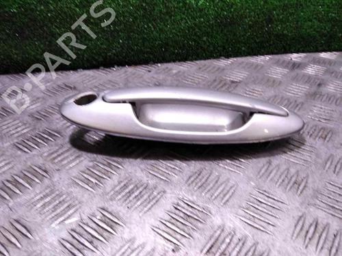 front-right-exterior-door-handle-hyundai-coupe-i-rd-1996-1997-1998-1999-2000-2001-2002-2003-2004-24437685 main image