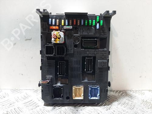 Used Fuse box CITROËN C4 I (LC_) [2004-2014]  30764545