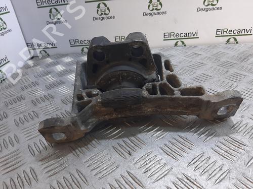 Used Engine mount VOLVO V50 (545) 1.8 (125 hp) 10197556