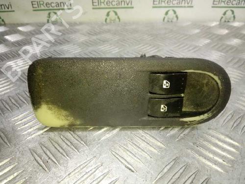 Interrupteur de vitre avant gauche RENAULT MEGANE II (BM0/1_, CM0/1_) [2001-2012]  4537115