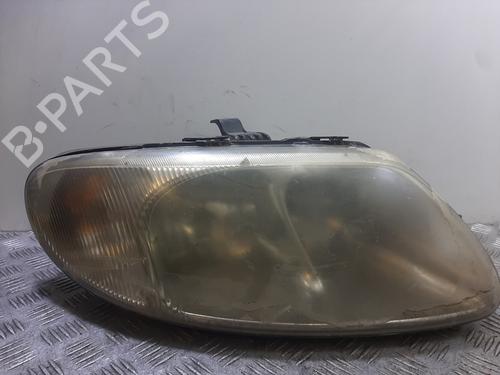 Optica direita CHRYSLER VOYAGER IV (RG, RS) 2.5 CRD (141 hp) 31358291
