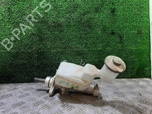 Used Brake master cylinder TOYOTA RAV 4 II (_A2_) 2.0 4WD (ACA21, ACA20) (150 hp) 27303221