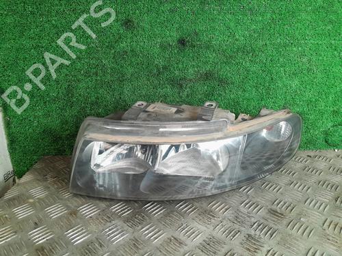 Faro sinistro SEAT LEON (1M1) 1.6 16 V (105 hp) 31621560