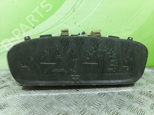 Used Instrument cluster CHRYSLER VOYAGER / GRAND VOYAGER III (GS_, NS_) 2.5 TD (116 hp) 13239843