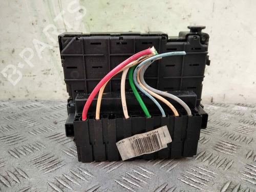 Used Fuse box PEUGEOT 307 Break (3E) 2.0 (136 hp) 19306038