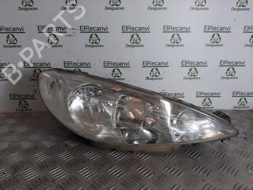 Used Right headlight PEUGEOT 206 Hatchback (2A/C) [1998-2012]  15371990