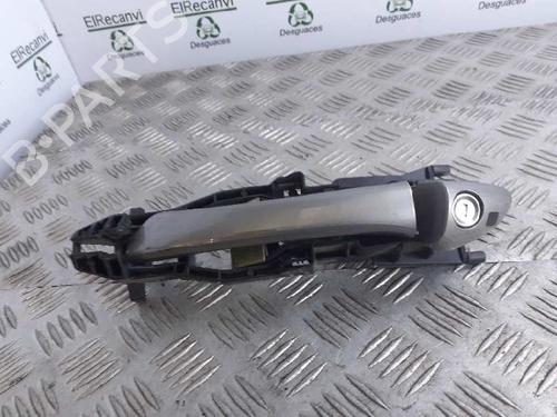 Used Front left exterior door handle MERCEDES-BENZ C-CLASS (W203) C 220 CDI (203.006, 203.008) (143 hp) 6325816