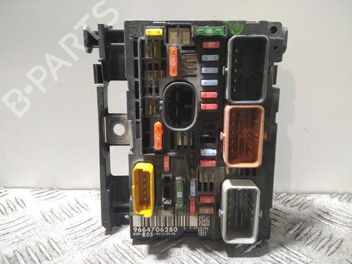 fuse-box-peugeot-partner-box-bodympv-2008-30172926 main image