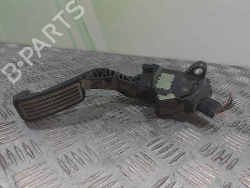 Używane Pedał TOYOTA YARIS (_P9_) 1.0 VVT-i (KSP90_, KSP90R) (69 hp) 7220076