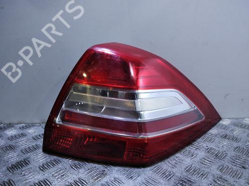 right-taillight-renault-megane-ii-saloon-lm01_-2003-31671714 main image