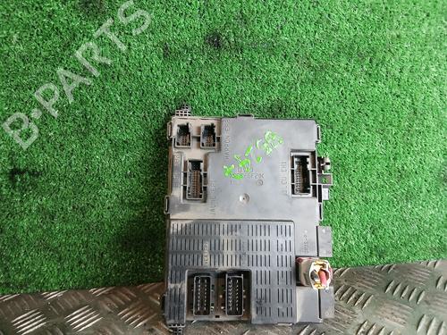 Used Fuse box CITROËN XSARA (N1) 1.6 16V (109 hp) 32352489