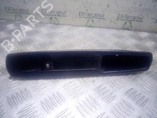 Used Right front window switch RENAULT MEGANE III Hatchback (BZ0/1_, B3_) 1.9 dCi (BZ0N, BZ0J) (131 hp) 6891110