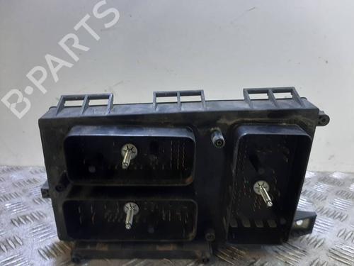 Used Fuse box Fuse box 38541837 38541837