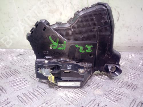 Used Front left lock TOYOTA VERSO (_R2_) 1.6 (ZGR20_, ZGR20R) (132 hp) 9717498
