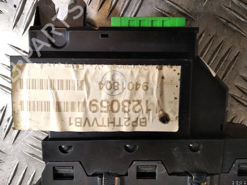 Left front window switch VOLVO XC90 I (275) D5 AWD | BP34252729I27 - Image 3