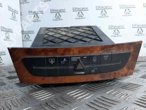 Used Warning switch MERCEDES-BENZ E-CLASS (W211) E 270 CDI (211.016) (177 hp) 9217318