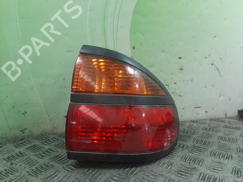 Feu arrière droit RENAULT LAGUNA I (B56_, 556_) 1.9 dTi (B56J) (98 hp) 16814089