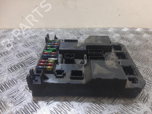 Used Fuse box Fuse box 38095958 38095958