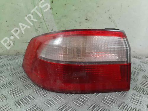 Used Left taillight RENAULT LAGUNA II (BG0/1_) [2001-2007]  19042846