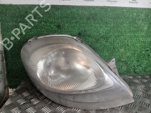 Used Right headlight OPEL VIVARO A Van (X83) [2001-2015]  32397764