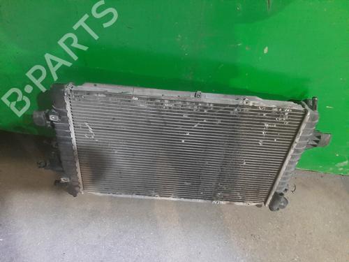 Used Water radiator OPEL ASTRA H (A04) [2004-2014]  32631907