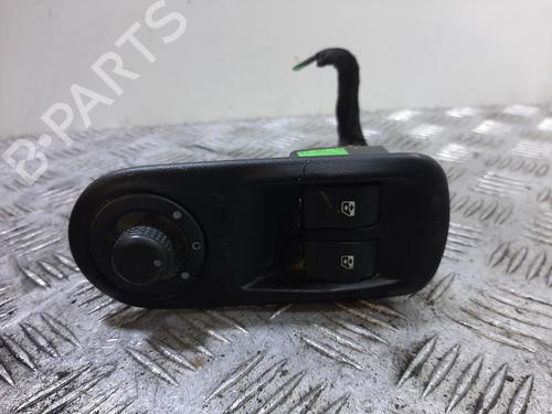 Used Left front window switch NISSAN INTERSTAR Van (X70) [2002-2025]  30616085