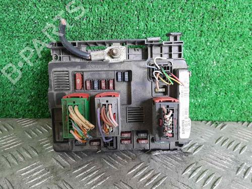 Used Fuse box CITROËN C3 I (FC_, FN_) 1.4 i Bivalent (73 hp) 21537185