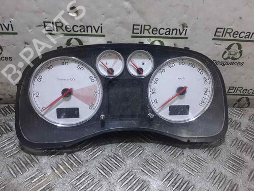 Used Instrument cluster PEUGEOT 307 (3A/C) [2000-2012]  18003179