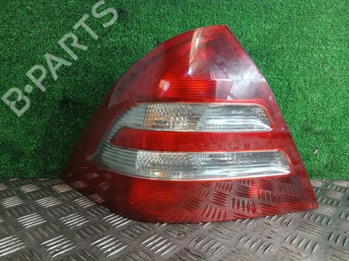 Used Left taillight Left taillight MERCEDES-BENZ C-CLASS (W203) [2000-2007] 32858472 32858472