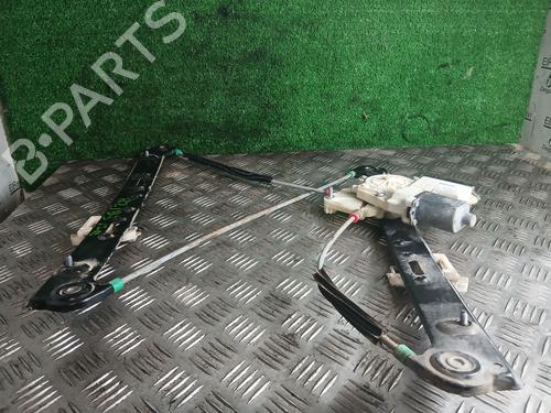 Rudehejsemekanisme ventre foran BMW X3 (E83) 3.0 si (272 hp) 32330931