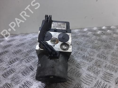 Used ABS pump VOLVO S40 I (644) 1.8 (115 hp) 31686761
