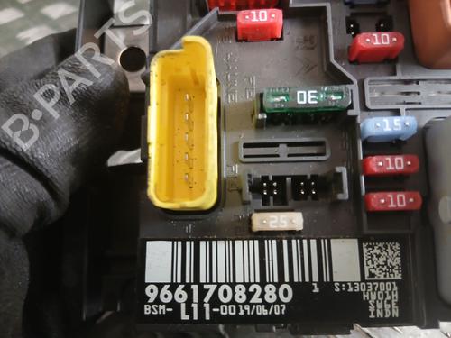 Fuse box PEUGEOT 207 (WA_, WC_) | BP32423570E1
