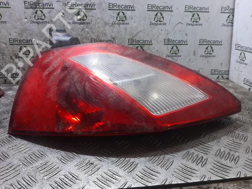 Used Left taillight RENAULT MEGANE II (BM0/1_, CM0/1_) [2001-2012]  17093591