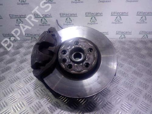 Used Left front steering knuckle LANCIA ZETA (22_) 2.0 16V (220AL5) (132 hp) 21538000