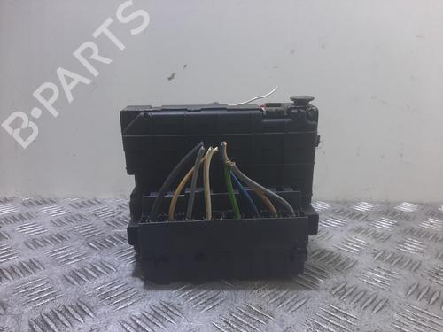 Used Fuse box Fuse box PEUGEOT 307 Break (3E) [2002-2009] 35771100 35771100