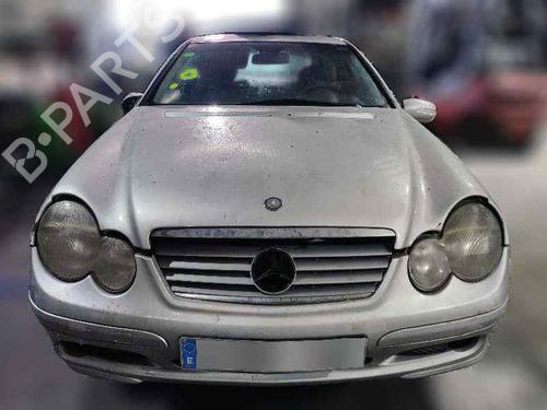 Høyre foran lås MERCEDES-BENZ C-CLASS (W203) C 180 Kompressor (203.046) | BP10197265C97