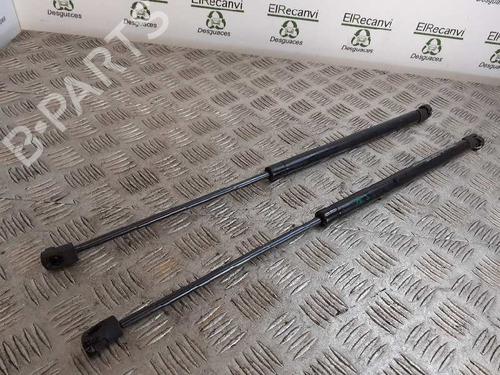 Używane Siłownik klapy tylnej / bagażnika MAZDA 3 (BK) 1.6 DI Turbo (109 hp) 14356035