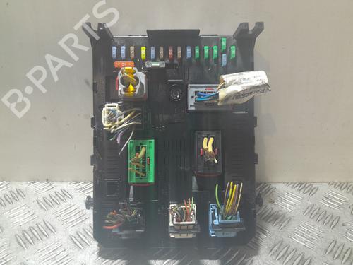 Used Fuse box Fuse box PEUGEOT 307 Break (3E) [2002-2009] 33328204 33328204