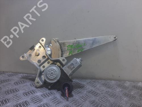 Alzacristallo posteriore destro Alzacristallo posteriore destro TOYOTA COROLLA Verso (_E12_) 2.0 D-4D (CDE120_, CDE120R) (90 hp) 36073596 36073596