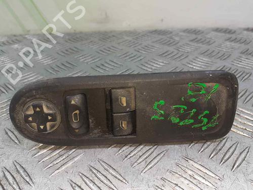 Used Left front window switch PEUGEOT 308 I (4A_, 4C_) 1.6 HDi (90 hp) 8177999