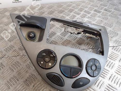 Commande Chauffage FORD FOCUS I (DAW, DBW) 1.8 TDCi (115 hp) 5824244