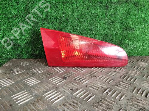 Used Left tailgate light ALFA ROMEO 147 (937_) 1.6 16V T.SPARK ECO (937.AXA1A, 937.BXA1A) (105 hp) 31398228