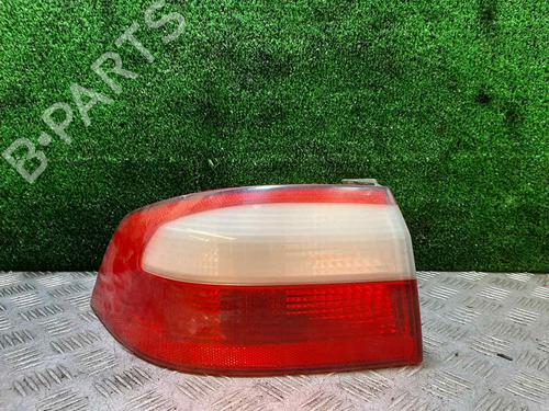 Venstre Baklys RENAULT LAGUNA II (BG0/1_) 1.8 16V (BG0B, BG0M) (120 hp) 26721412